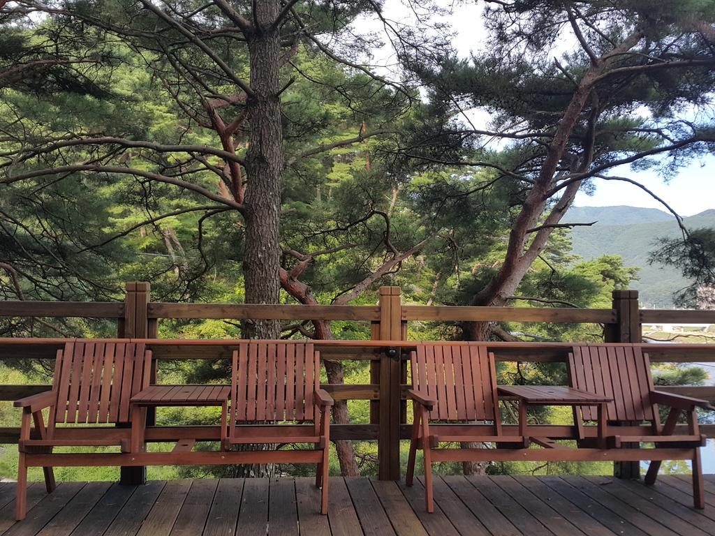 Pyeongchang River House Экстерьер фото